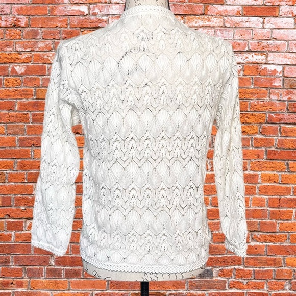 Vintage White Knit Cardigan - Picture 2 of 5